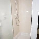 호스텔 메트로 *
